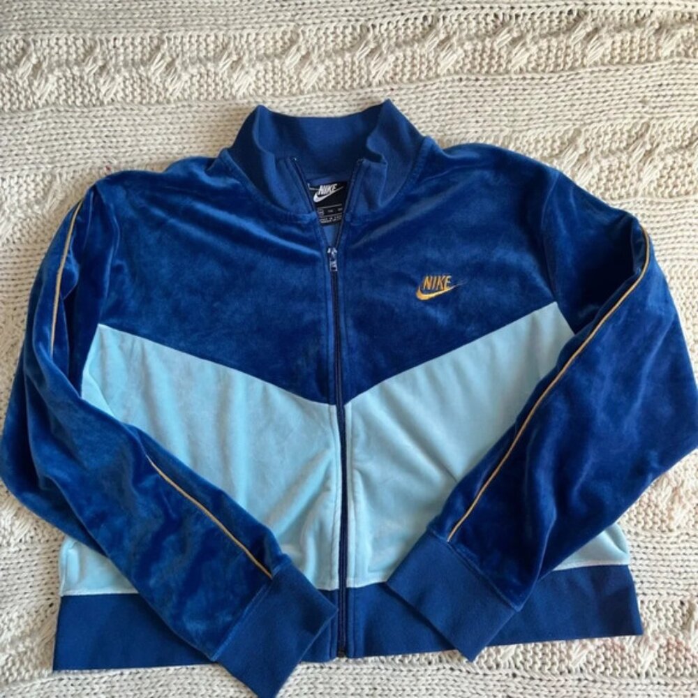 Nike Loose Fit Cropped Full Zip Front Colorblock Fleece Women's Jacket - Picture 1 of 4